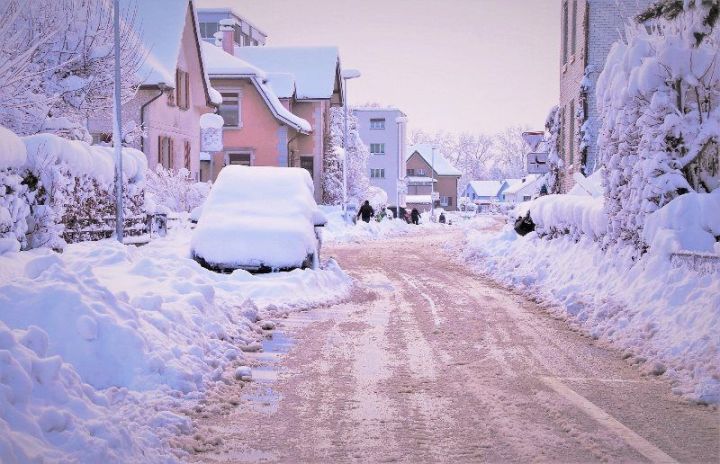 ГИБДД напоминает водителям,  какие требования необходимо соблюдать в зимних условиях
