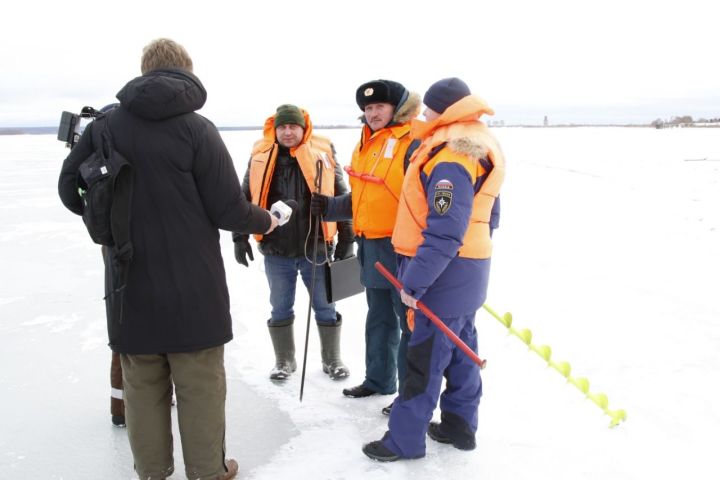 Тонкий лед на водоемах Лаишевского района смертельно опасен