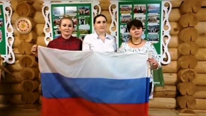 Видеопоздравление с Днем Конституции России от Никольского дома культуры