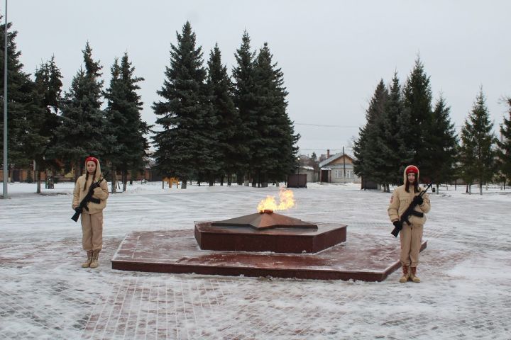 В Парке Победы г.Лаишево почтили Героев Отечества