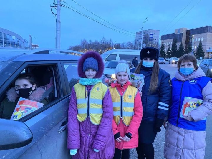 В Татарстане юидовцы отправились в профилактический рейд вместе с сотрудниками ГИБДД