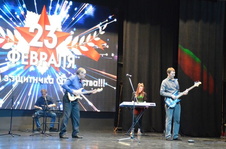 Концерт ко Дню защитника Отечества надолго зарядил жителей Лаишевского района позитивом