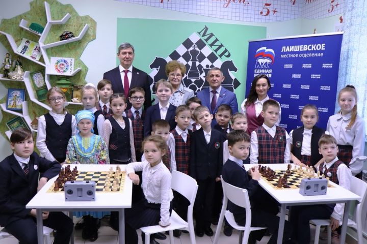Лаеш районында 20 шахмат зонасы ачылды