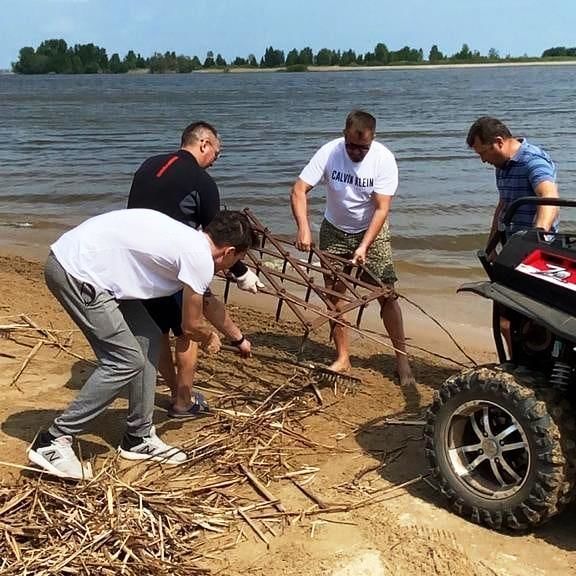 Преображение: Макаровка присоединилась к акции "Чистый берег"