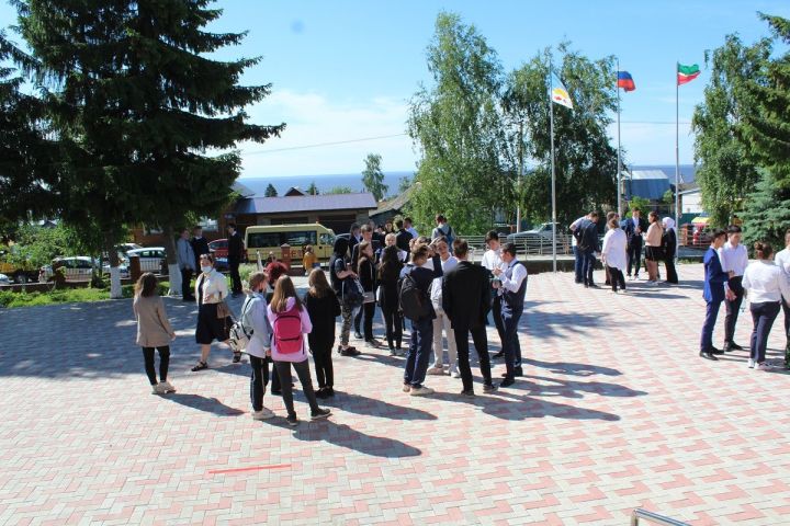 Выпускники Лаишевского района сдавали сегодня Единый госэкзамен
