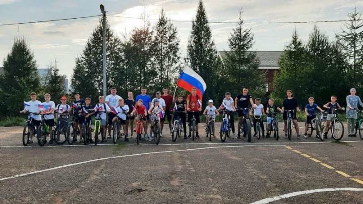 День Российского флага отметили велопробегом