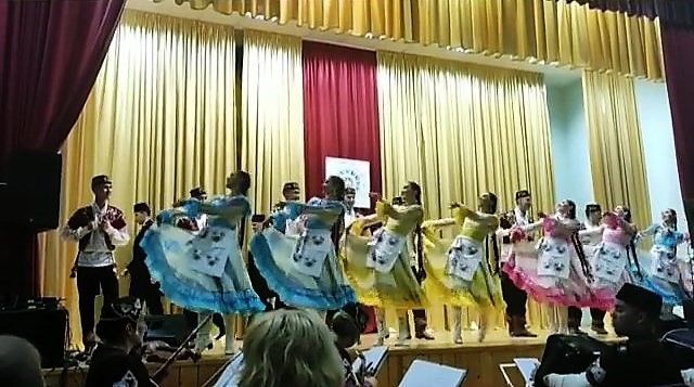 Накануне Дня Республики Татарстан Пелево наслаждалось концертом Госансамбля песни и танца РТ