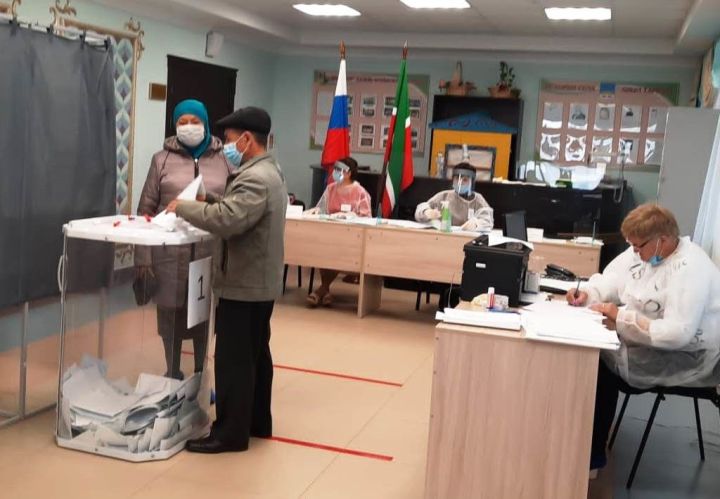 В Атабаево в первые два дня проголосовало около 90% избирателей