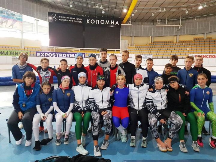 Конькобежцы Лаишевского района достойно отметили День народного единства
