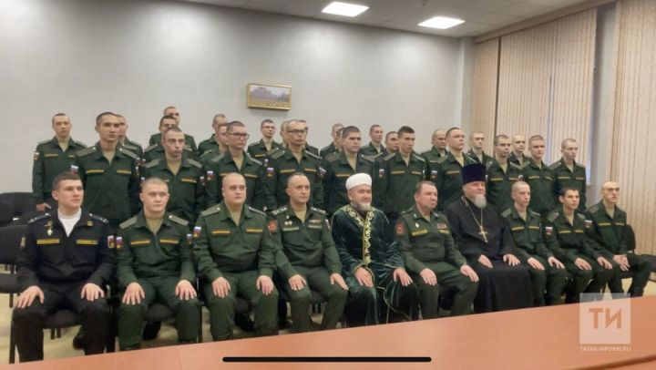 Призывники-срочники из Татарстана отправились служить в морфлот