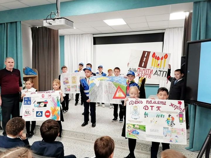 В Кирбинской школе конкурс поделок из пластилина посвятили Дню памяти жертв ДТП