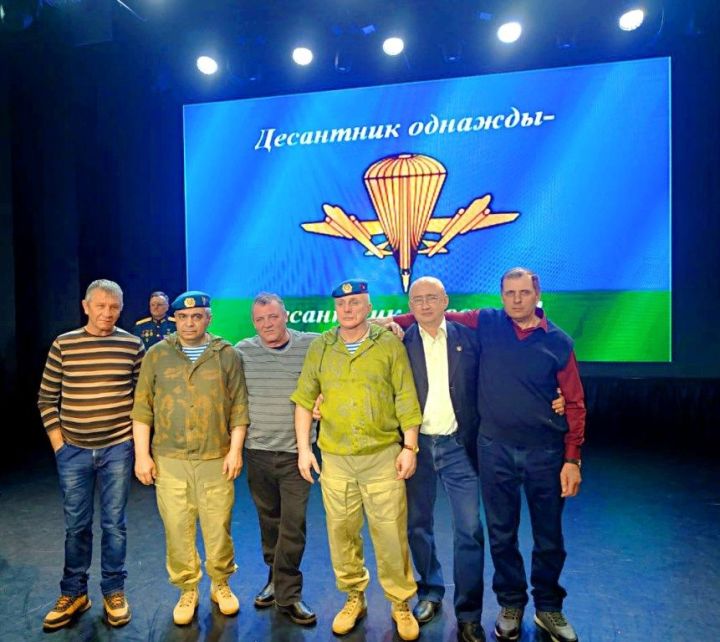 Лаишевская делегация воинов-афганцев побывала в Казани на концерте группы «Ростов»