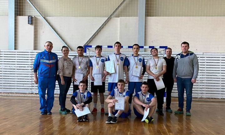 Хорошая новость: гандболисты ЛТЭТ – лучшие среди сузов Татарстана