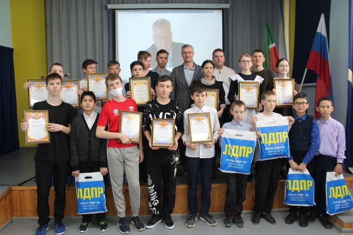 Лаишевские шахматисты соревновались за призы памяти Владимира Жириновского