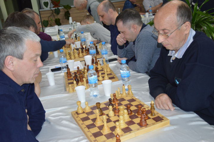 Промежуточные итоги шахматного турнира на кубок газеты «Камская новь»