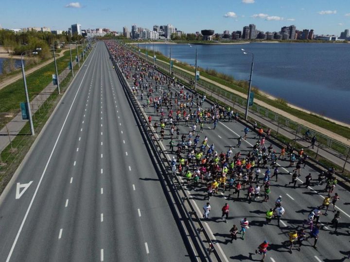Участники из 81 региона, 12 000 марафонцев пробежали в Казани
