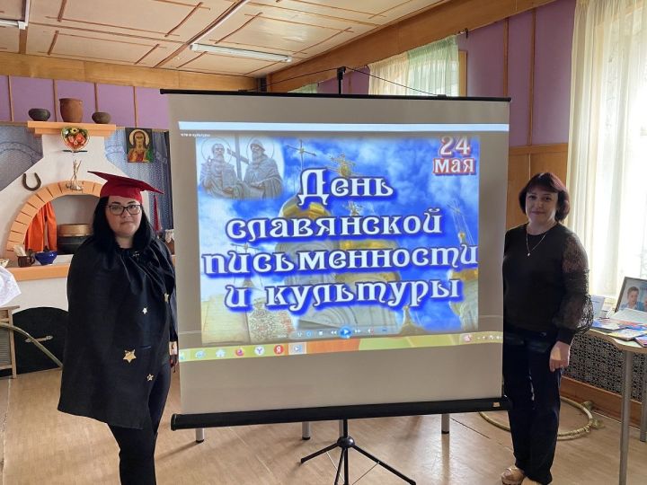 Детей из Лаишевского реабилитационного центра познакомили с историей славянской письменности