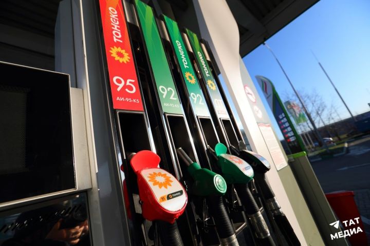 В Татарстане снизились цены на бензин и дизельное топливо