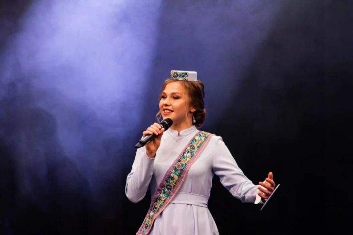 Уроженка Лаишевского района выступает на конкурсе «Татар кызы»