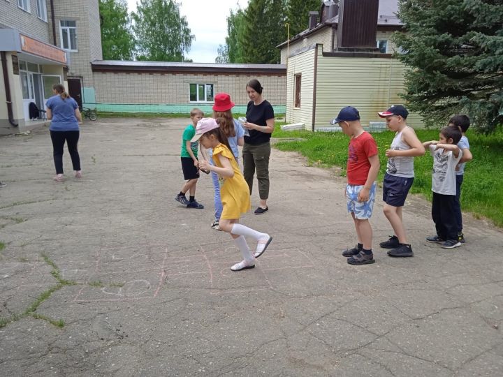 Рассказываем о работе пришкольного лагеря в Никольской школе Лаишевского района