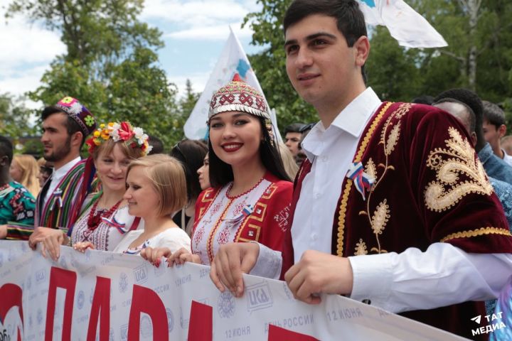 Вся Россия сможет увидеть онлайн парад народов Татарстана