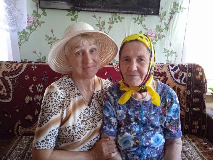 Жительницу Сокуров поздравили с 85-летием