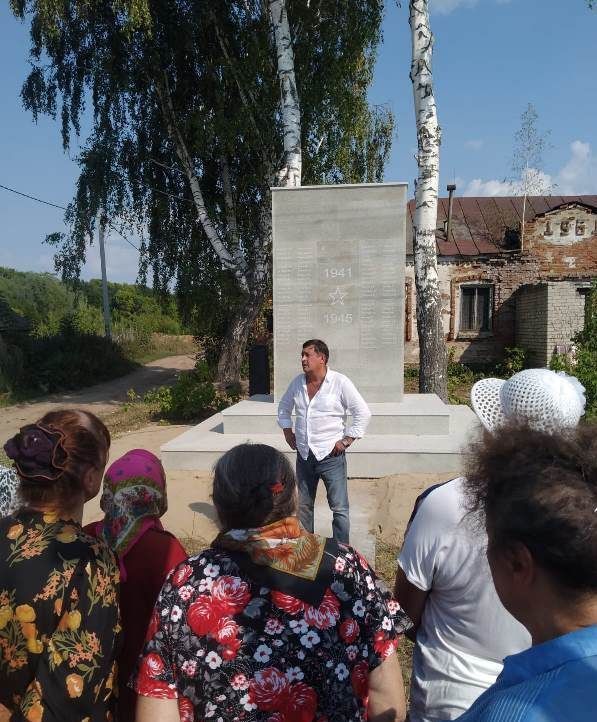 На деньги самообложения сельчане отреставрировали памятник героям Великой Отечественной войны