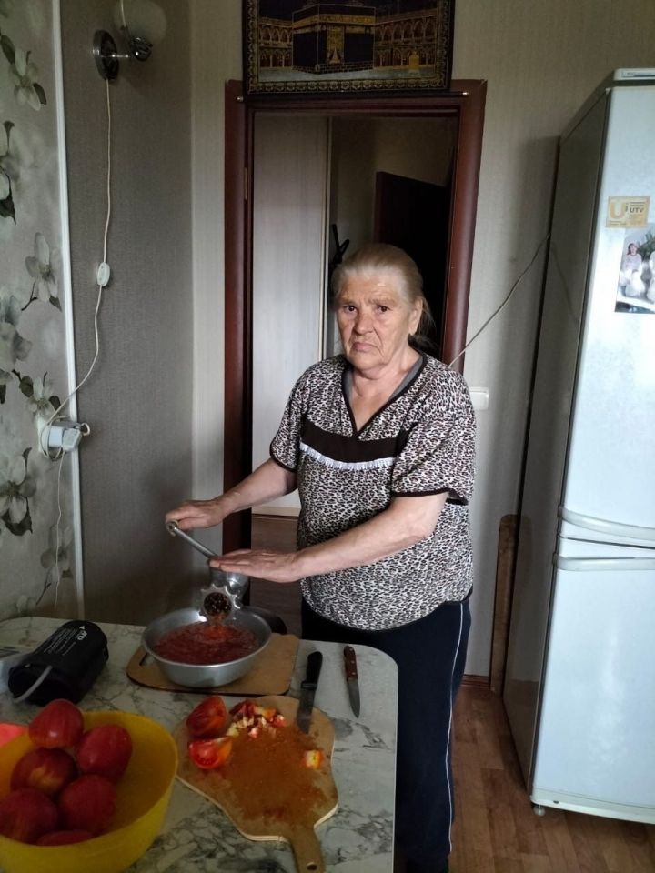 Социальные работники Лаишевского района применяют «Психотерапию на кухне»