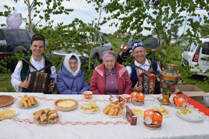 С добрым утром праздничного дня!