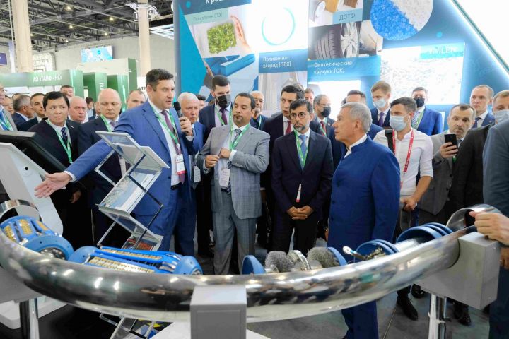 Президент Республики Татарстан посетил стенд ПАО «Транснефть» на выставке «TatOilExpo-2022»