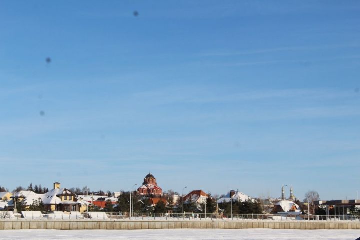 Мороз и легкий снег: что ждать жителям Лаишевского района от погоды завтра