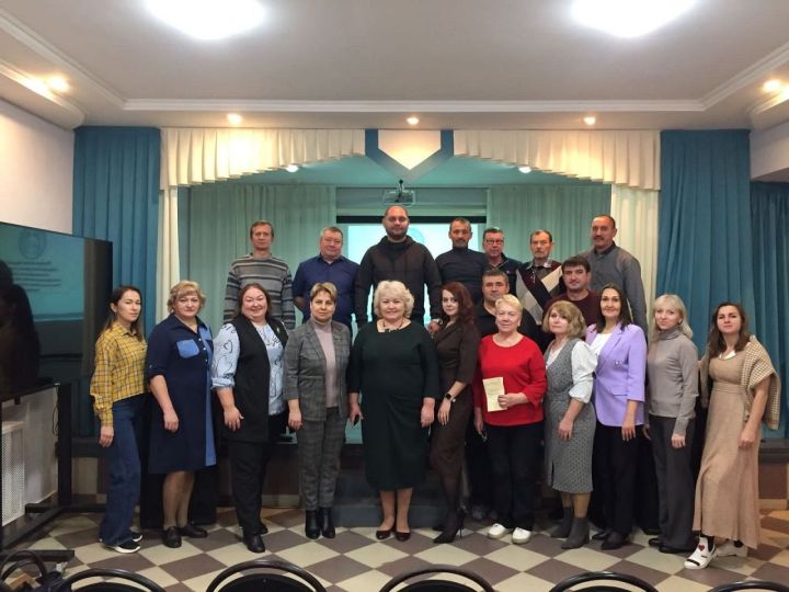 В Лаишевском районе педагогам демонстрировали возможности современных технологий