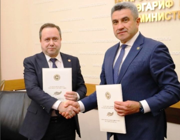 Отделение СФР по Татарстану и Министерство образования и науки республики подписали соглашение об информационном взаимодействии