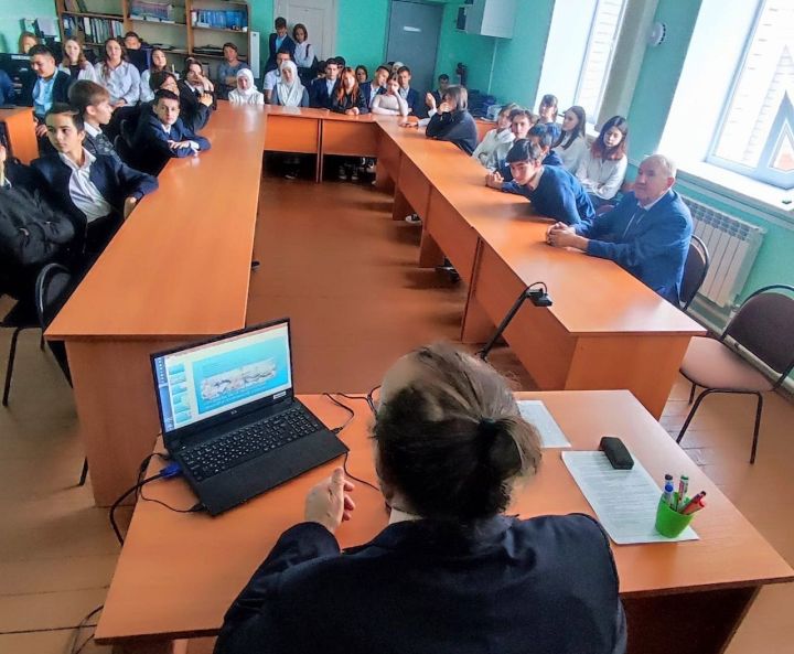 Учащихся Лаишевского района знакомят с ЖКХ и строительными специальностями