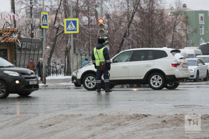 С начала года в Татарстане произошло 218 ДТП из-за выезда на встречную полосу