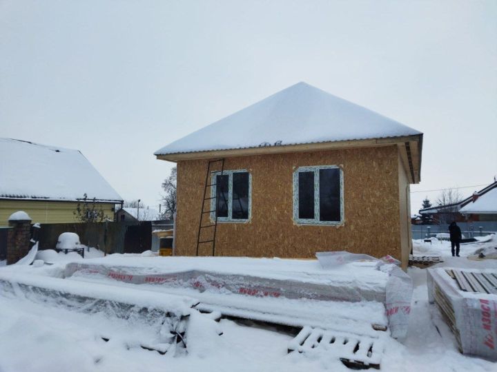 Лаишевское землячество продолжает строительство дома лаишевским погорельцам