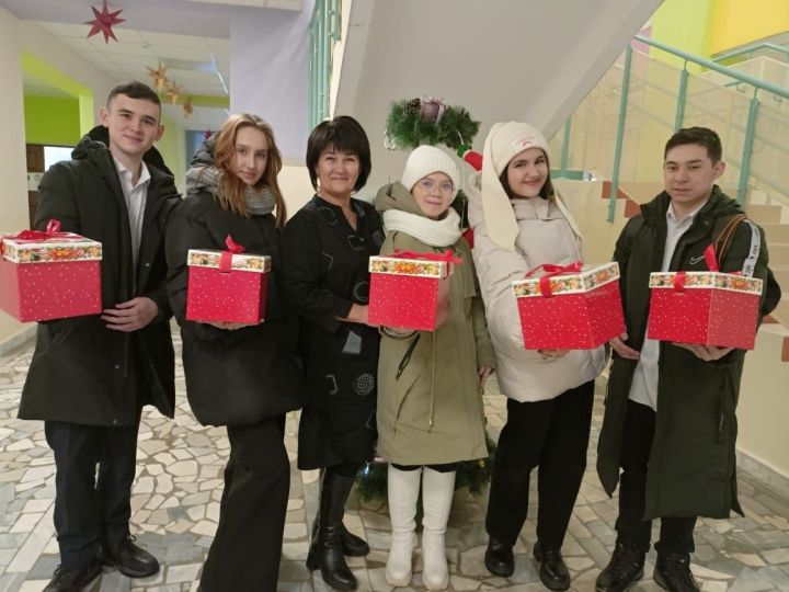 Стены Сокуровской школы Лаишевского раойна наполнились праздничным настроением