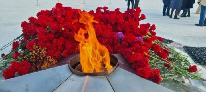 Выводу советских войск из Афганистана посвящается