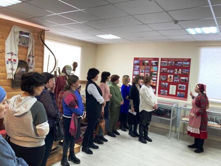 Районный семинар учителей английского языка радушно приняла Ташкирменская школа