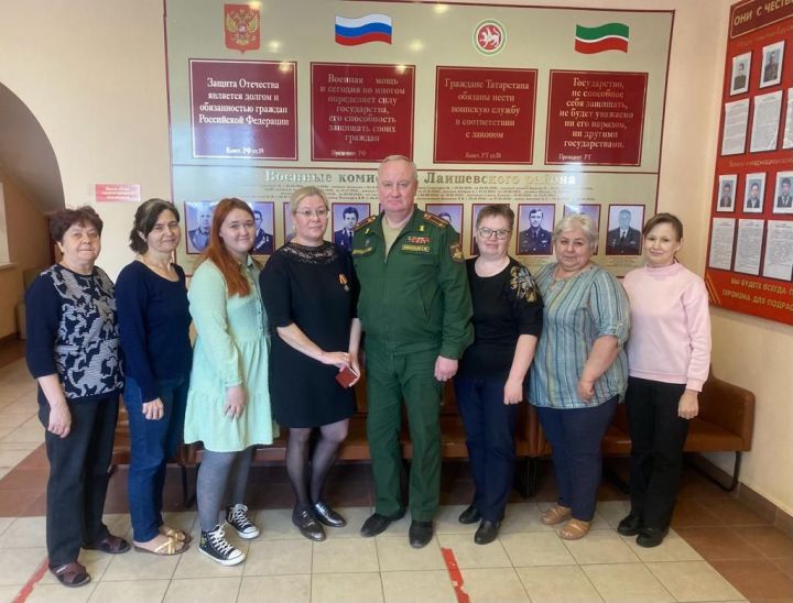 Старший помощник военного комиссара Лаишевского района награждена медалью «За трудовую доблесть»