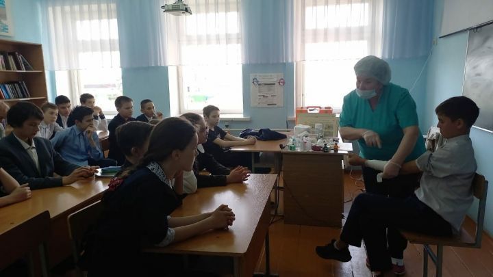 Лаеш районы укучыларын гадәттән тыш хәлләрдә үзләрен ничек тотарга өйрәттеләр