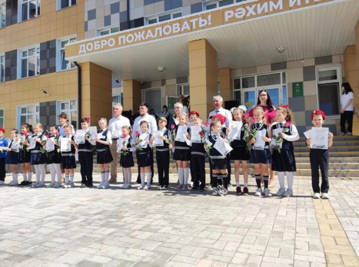 Мечети Лаишевского мухтасибата награждают отличников учебы