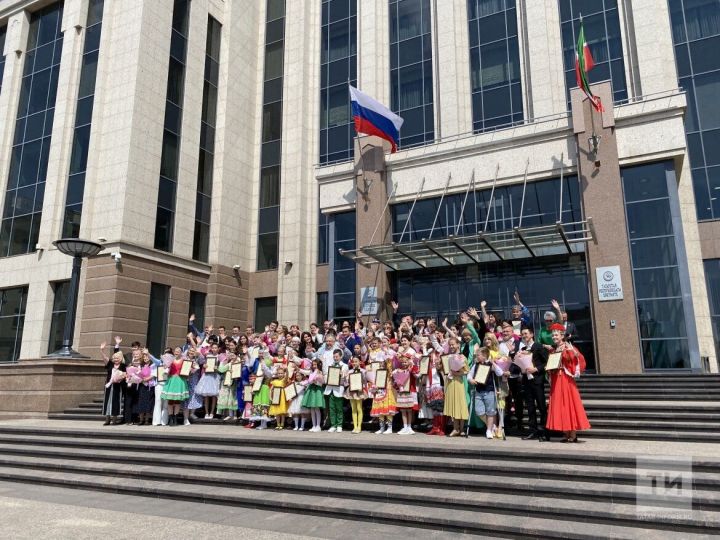 Сегодня в Казани состоялась церемония вручения государственных стипендий победителям проекта «Созвездие-Йолдызлык»
