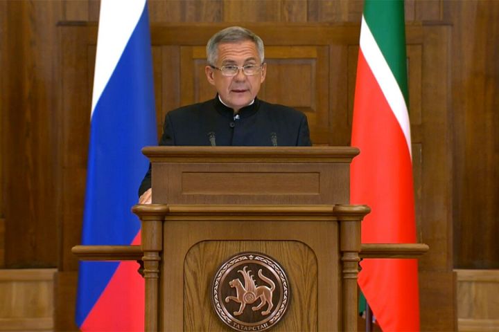 Рустам Минниханов: о гуманитарной помощи Татарстана в зону СВО