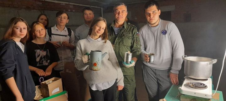 Молодое поколение Лаишевского района оказывает помощь бойцам СВО