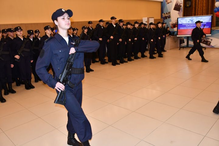 Сегодня отмечается День сотрудников органов внутренних дел РФ