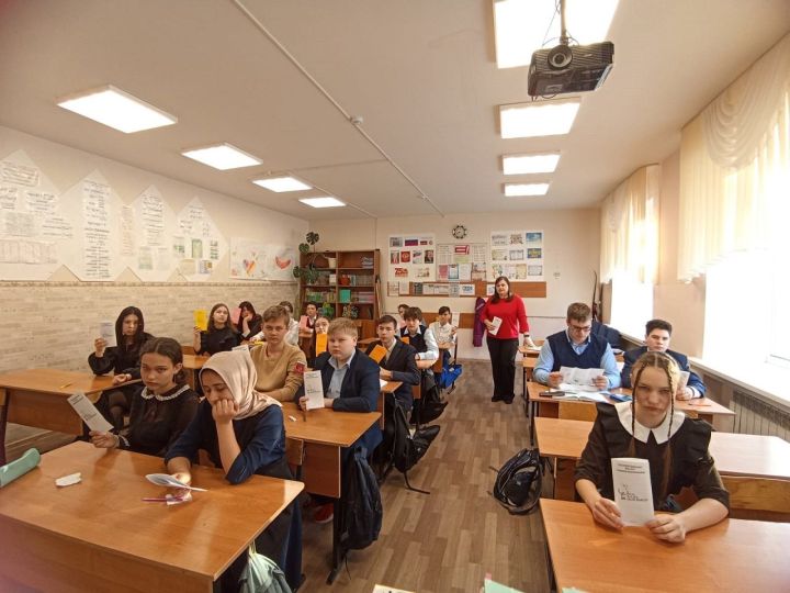 Лаишевских подростков приучают к здоровому образу жизни через ролевую игру
