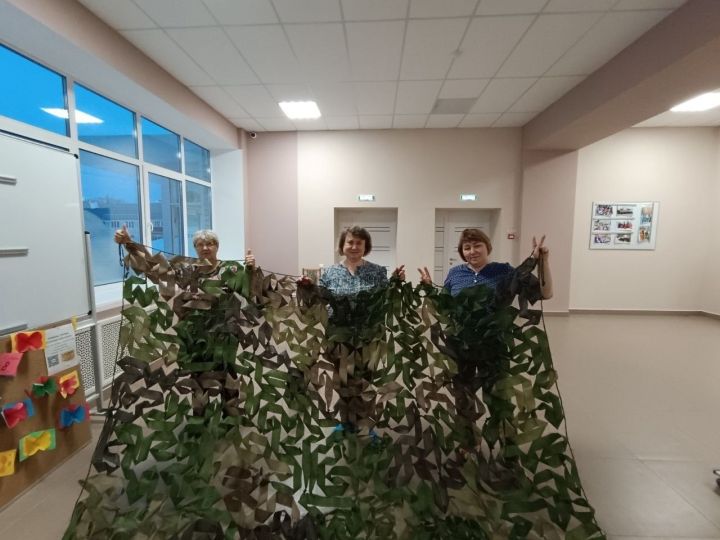 Мастерицы из Лаишевского района сплели 10 тысяч квадратных метров сетей