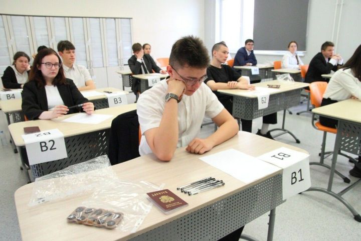 Сегодня в Татарстане сдают выпускные экзамены выпускники 9 и 11 классов