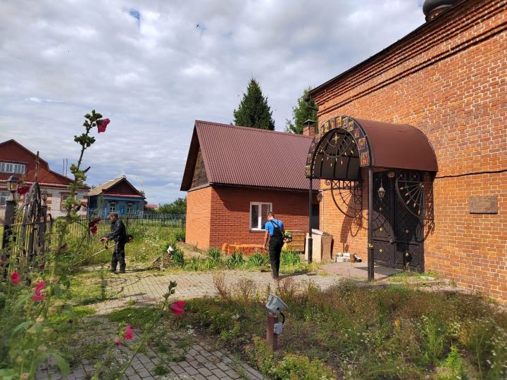 На улицах сел Лаишевского района поддерживают чистоту и порядок